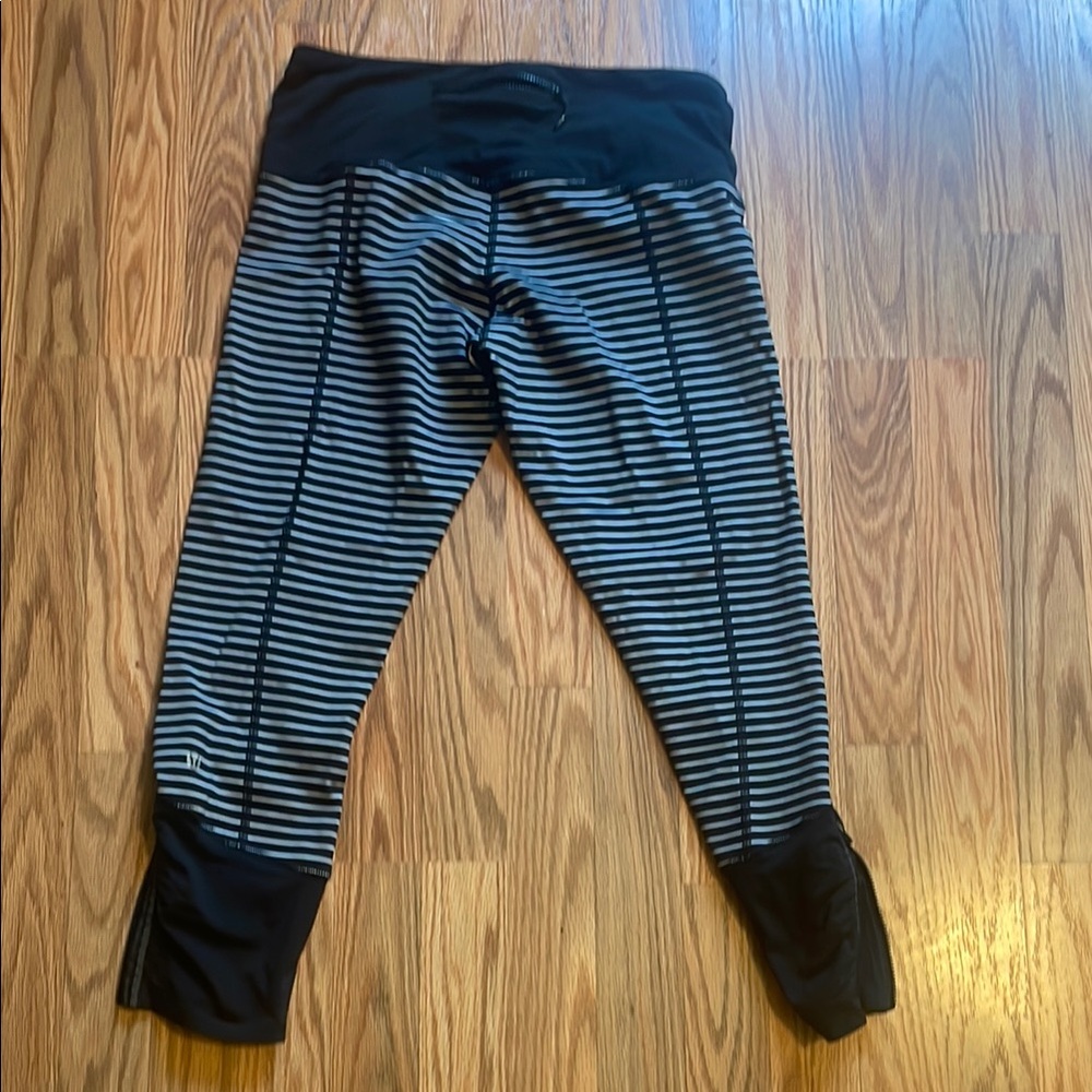 Lululemon crop/ calf length leggings